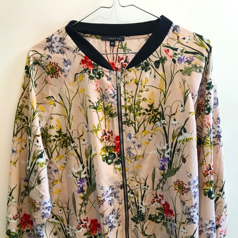 West Kei XL Light Floral Bomber Jacket
